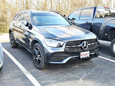 Used 2020 Mercedes-Benz GLC 300 4MATIC image 1