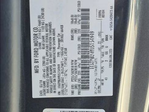 Used 2018 Ford Mustang Premium RWD image 22