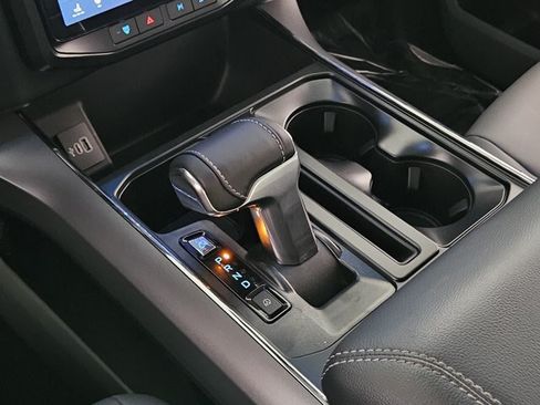 New 2025 Ford F150 Lightning Flash AWD/4WD image 23