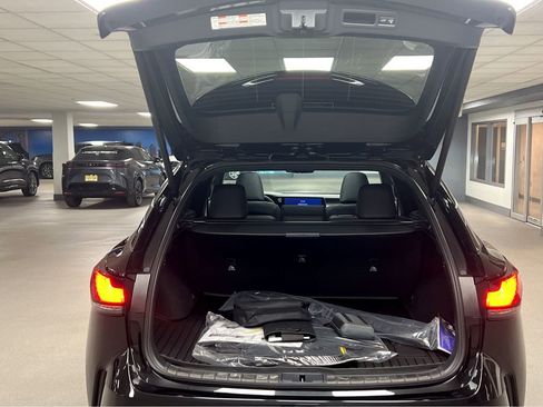 New 2026 Lexus RX 450h AWD image 30