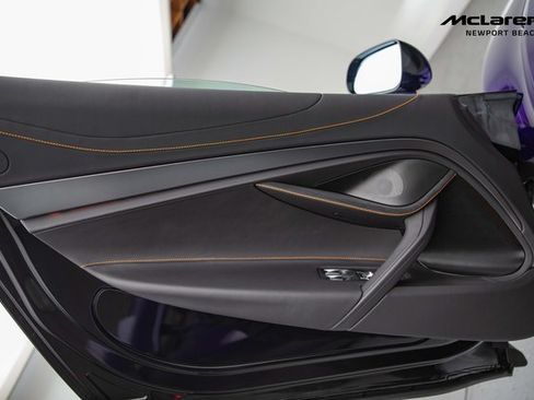 Used 2025 McLaren 750S Spider RWD image 36