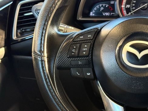 Used 2016 MAZDA MAZDA3 i Sport w/ Preferred Equipment Package image 32