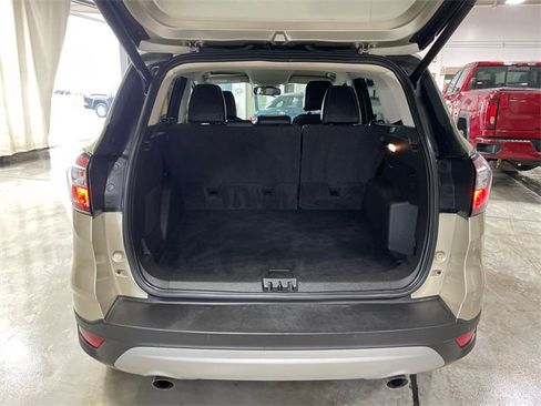 Used 2017 Ford Escape Titanium image 22