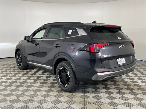 New 2026 Kia Sportage EX w/ EX Panorama Roof Package image 5