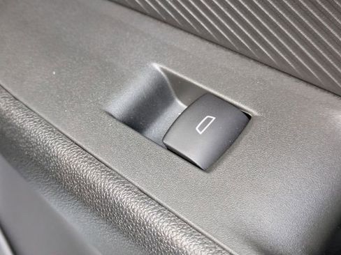 New 2027 Chevrolet Bolt LT w/ Comfort Package image 30