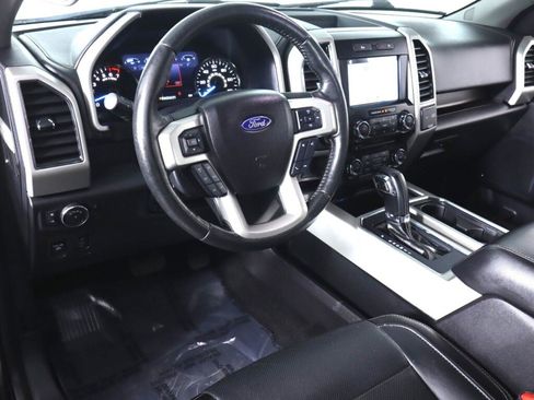 Used 2017 Ford F150 Lariat AWD/4WD image 9