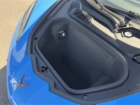 Used 2024 Chevrolet Corvette Stingray Preferred Cpe w/ Z51 Performance Package image 28