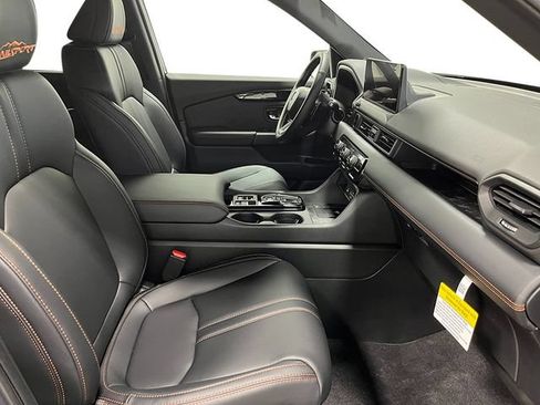 New 2026 Honda Pilot TrailSport image 29