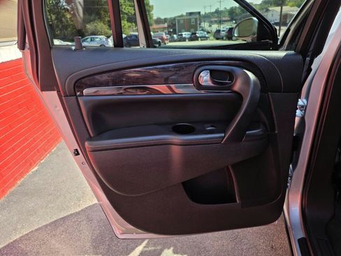 Used 2015 Buick Enclave Leather FWD image 15