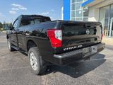Used 2017 Nissan Titan SV image 3