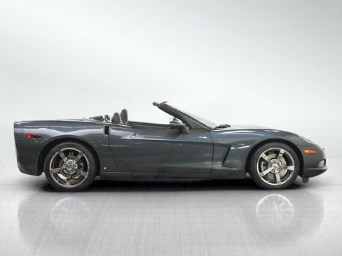 Used 2009 Chevrolet Corvette Convertible w/ Preferred Equipment Group RWD image 6
