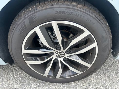 Certified 2026 Volkswagen Jetta SE FWD image 22