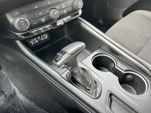 Used 2024 Dodge Durango SXT image 41