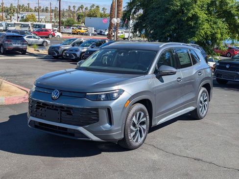 New 2025 Volkswagen Tiguan S FWD image 8