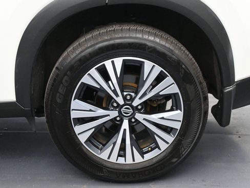 Used 2021 Nissan Rogue SV AWD/4WD image 10
