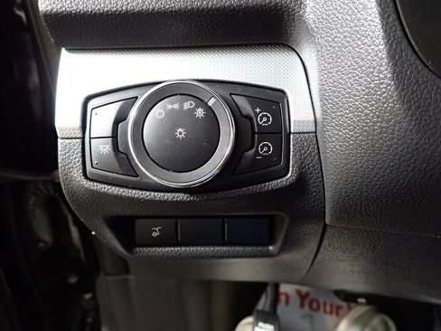 Used 2013 Ford Explorer XLT AWD/4WD image 24