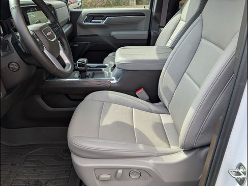 Used 2024 GMC Sierra 1500 SLT w/ SLT Premium Plus Package image 13