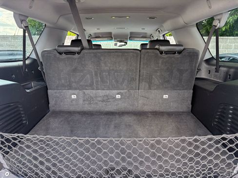 Used 2018 Chevrolet Suburban Premier AWD/4WD image 40