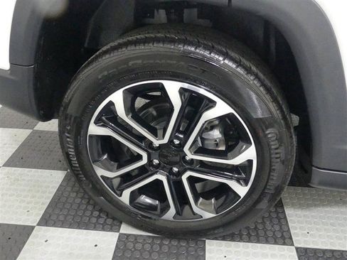 Used 2023 Jeep Compass Limited AWD/4WD image 17