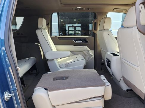 New 2026 GMC Yukon XL Denali w/ Sun & Power Step Package image 51