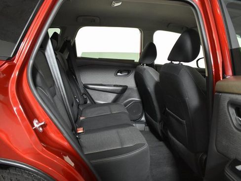 Certified 2023 Nissan Rogue SV image 31