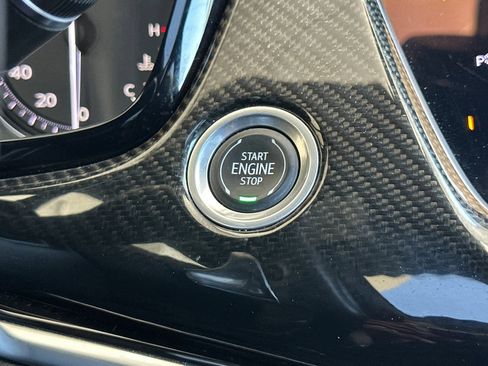 Used 2021 Cadillac XT6 Sport AWD/4WD image 32