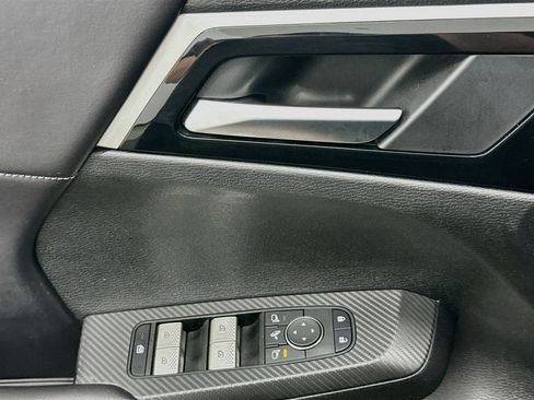 Used 2024 Mitsubishi Outlander SE AWD/4WD image 15
