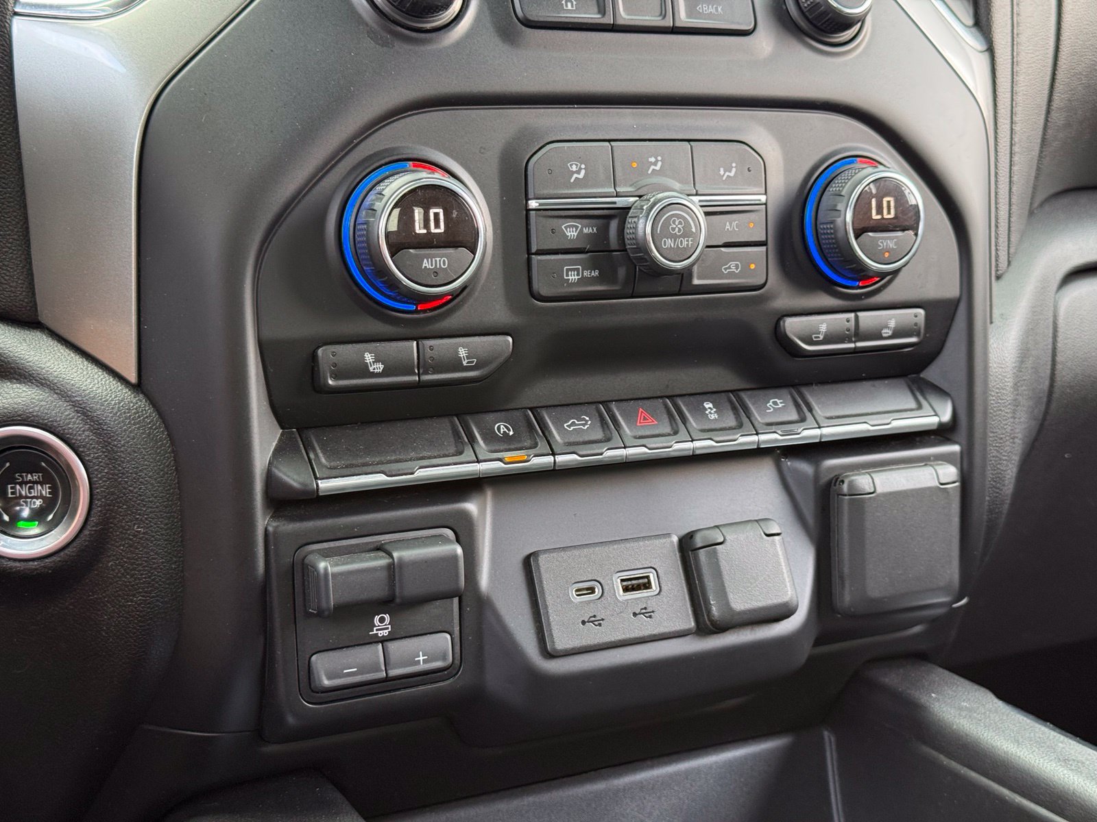 Used 2019 Chevrolet Silverado 1500 RST w/ All-Star Edition AWD/4WD image 30