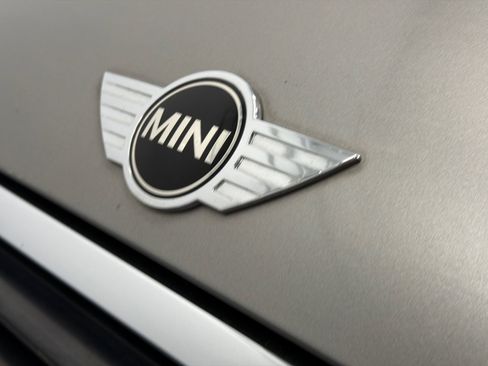 Used 2016 MINI Cooper Clubman FWD image 14