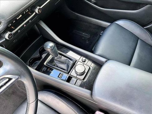 Used 2019 MAZDA MAZDA3 Sedan FWD image 15