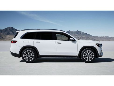 New 2027 Mercedes-Benz GLS 450 4MATIC image 9