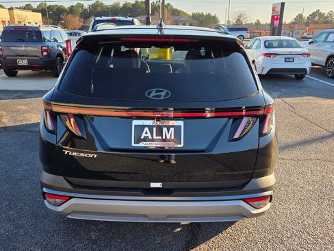 New 2026 Hyundai Tucson Limited FWD image 10