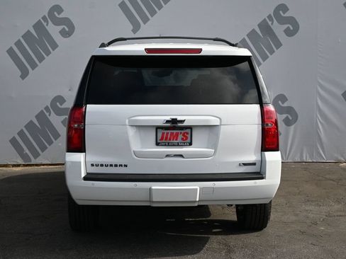 Used 2018 Chevrolet Suburban Premier AWD/4WD image 6