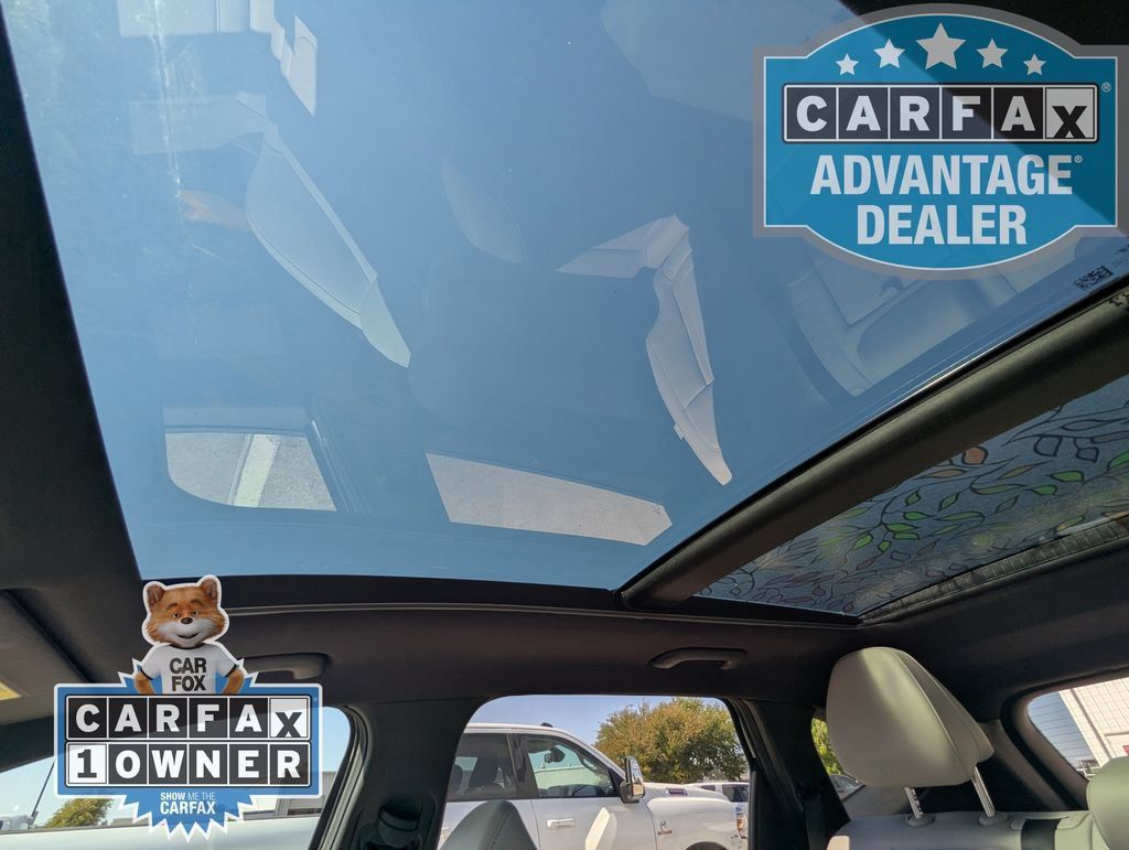 Used 2025 Hyundai Tucson Limited AWD/4WD image 12
