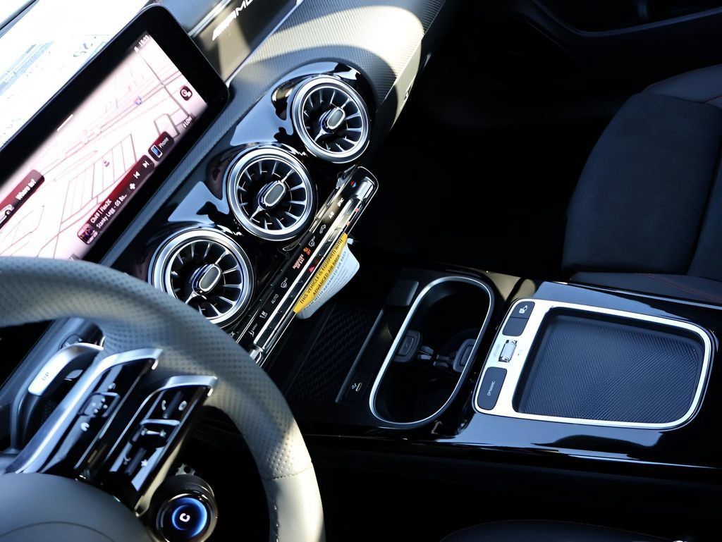 New 2026 Mercedes-Benz CLA 35 AMG 4MATIC image 21
