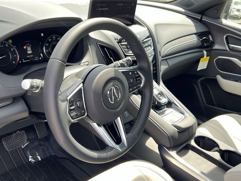New 2026 Acura RDX SH-AWD image 13
