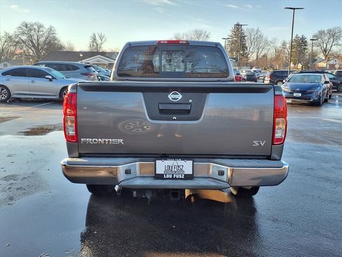 Used 2017 Nissan Frontier SV image 28