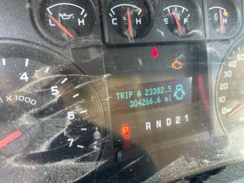 Used 2010 Ford F150 XL AWD/4WD image 12