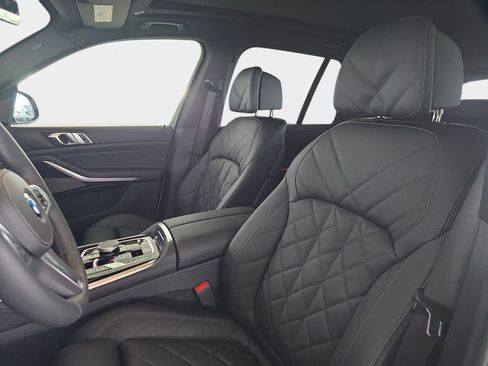 New 2026 BMW X5 sDrive40i w/ M Sport Package image 12