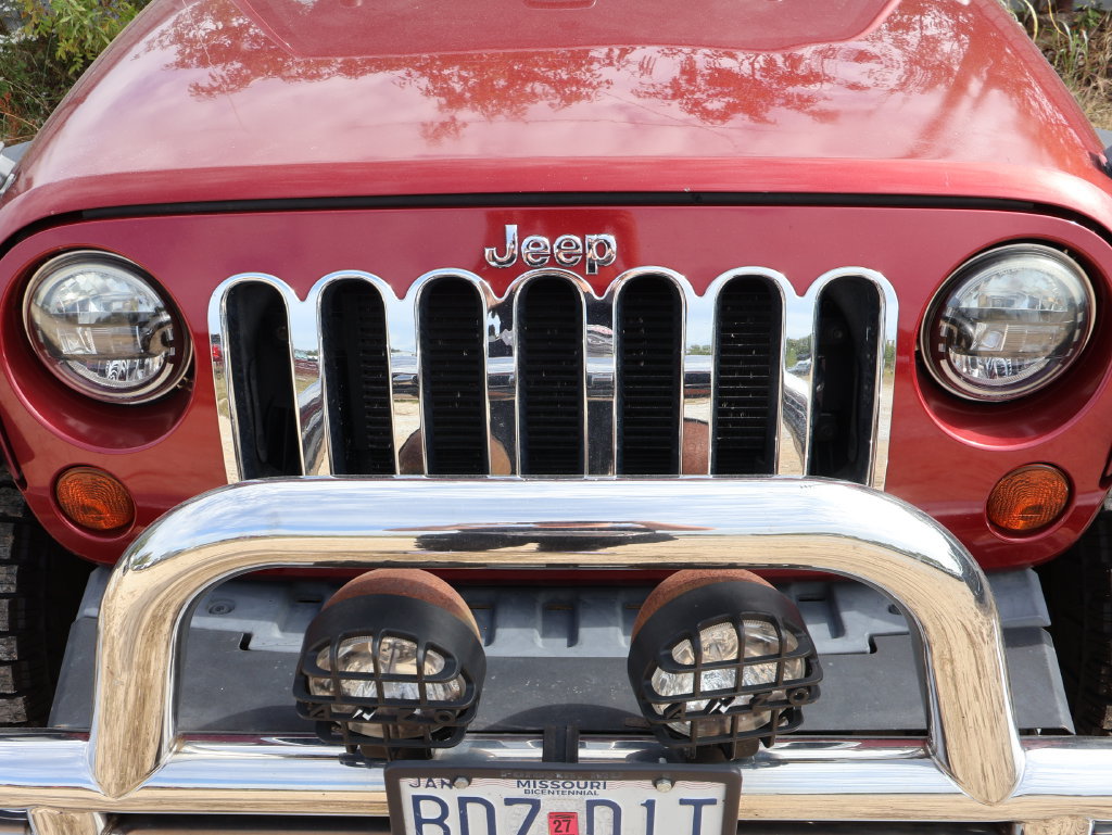Used 2012 Jeep Wrangler Unlimited Sport AWD/4WD image 20