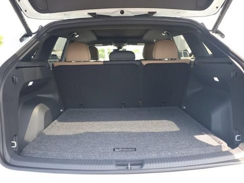 New 2026 Volkswagen Atlas Cross Sport SE AWD/4WD image 7