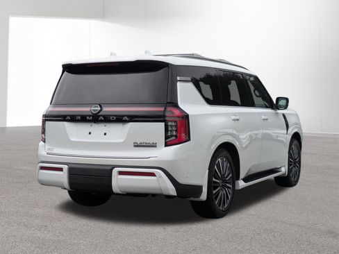 Used 2025 Nissan Armada Platinum Reserve AWD/4WD image 4