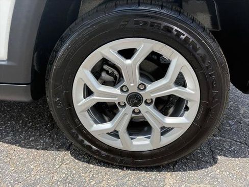 Certified 2026 Jeep Compass Latitude AWD/4WD image 14