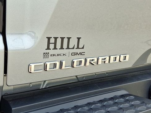 Used 2024 Chevrolet Colorado LT w/ LT Convenience Package II AWD/4WD image 24