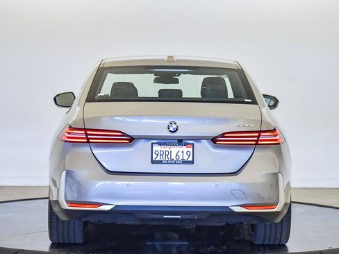 Used 2025 BMW 530i w/ Premium Package image 3