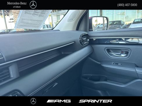 Used 2023 Honda Pilot Touring image 27