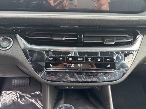 New 2026 Buick Envista Avenir image 19