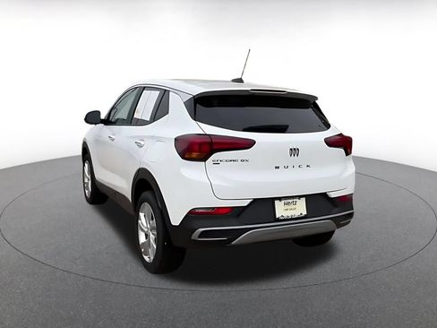 Used 2025 Buick Encore GX Preferred AWD/4WD image 9