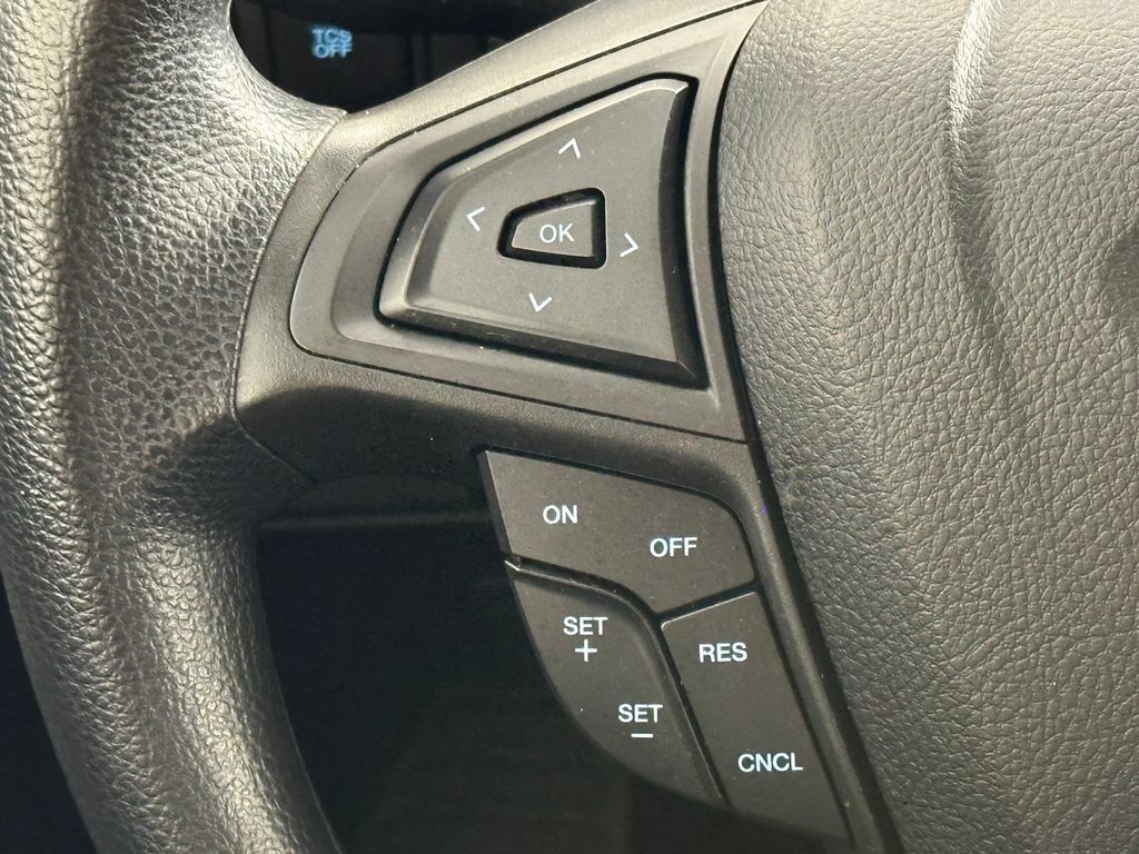 Used 2023 Ford Edge SE AWD/4WD image 27