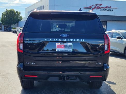 Used 2025 Ford Expedition Max Active image 4